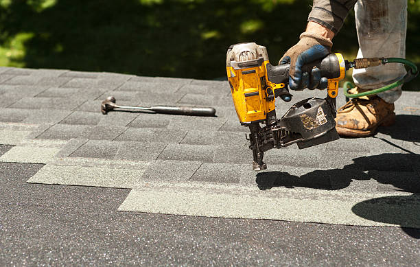 Best Roof Gutter Cleaning  in Tecumseh, OK